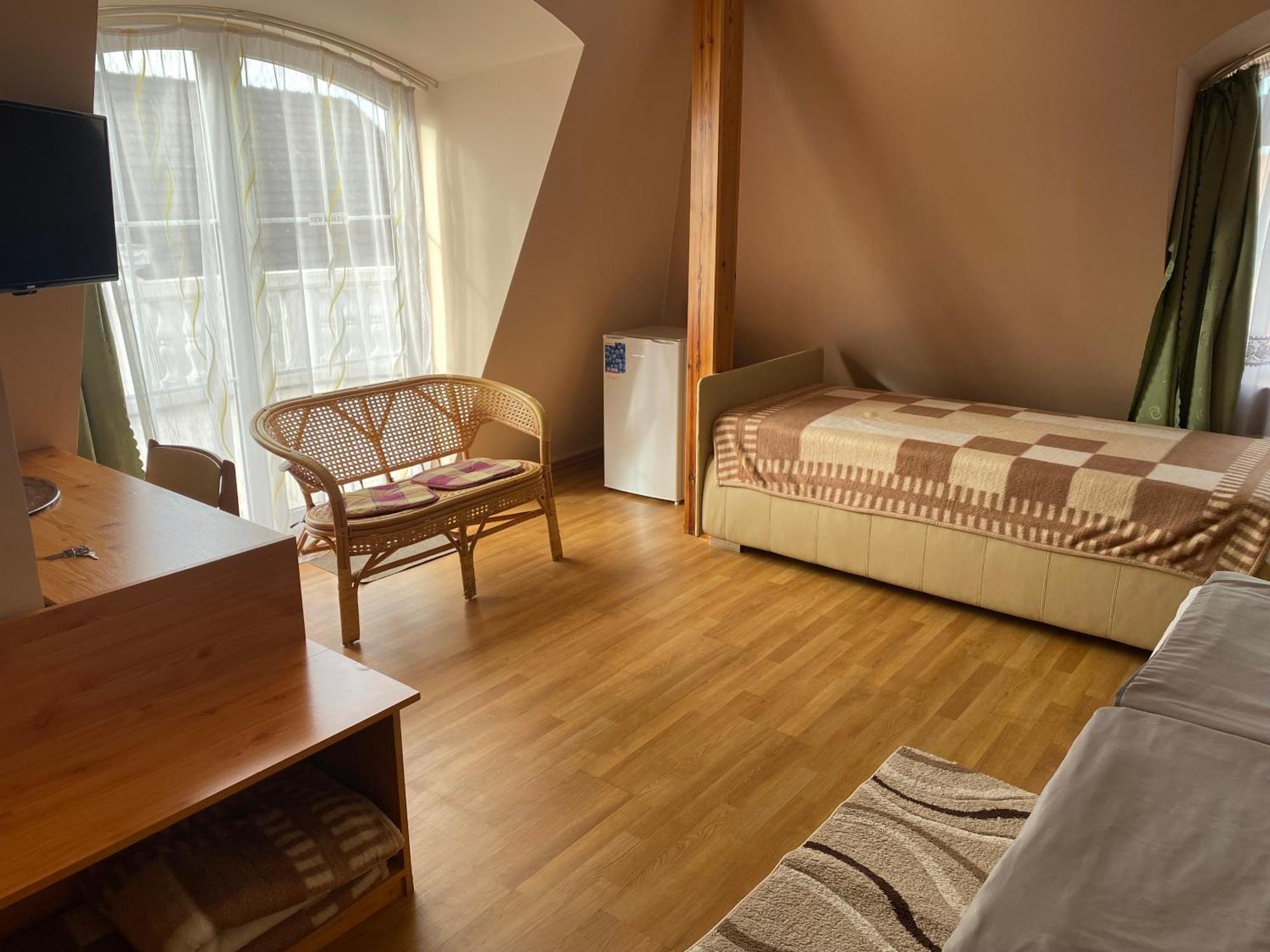 Ambrozia Guesthouse Нагиканиша Екстериор снимка