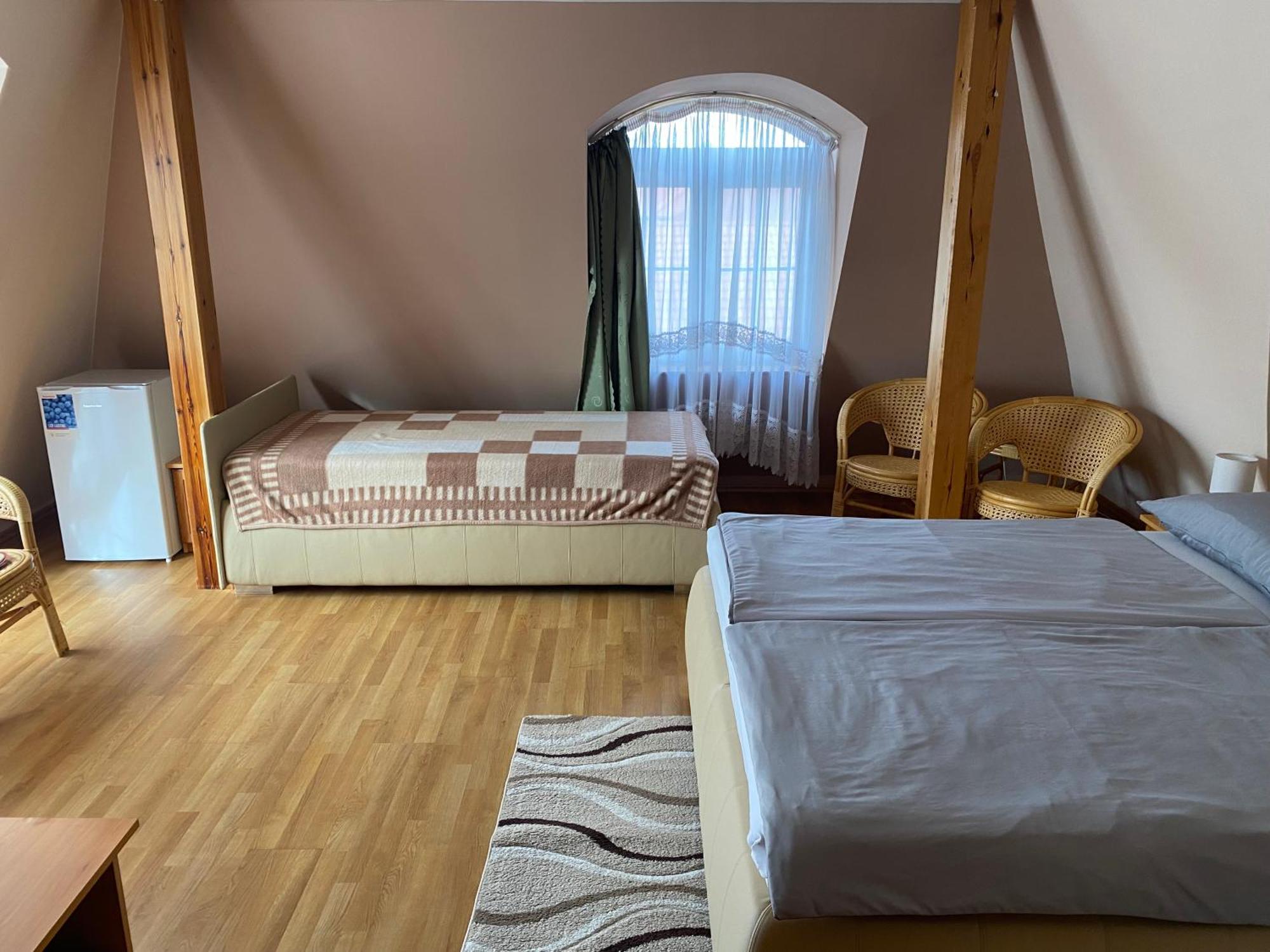 Ambrozia Guesthouse Нагиканиша Екстериор снимка